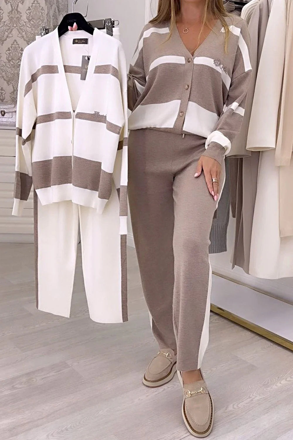 Zestaw Vienna – Delikatna Elegancja w Paskach